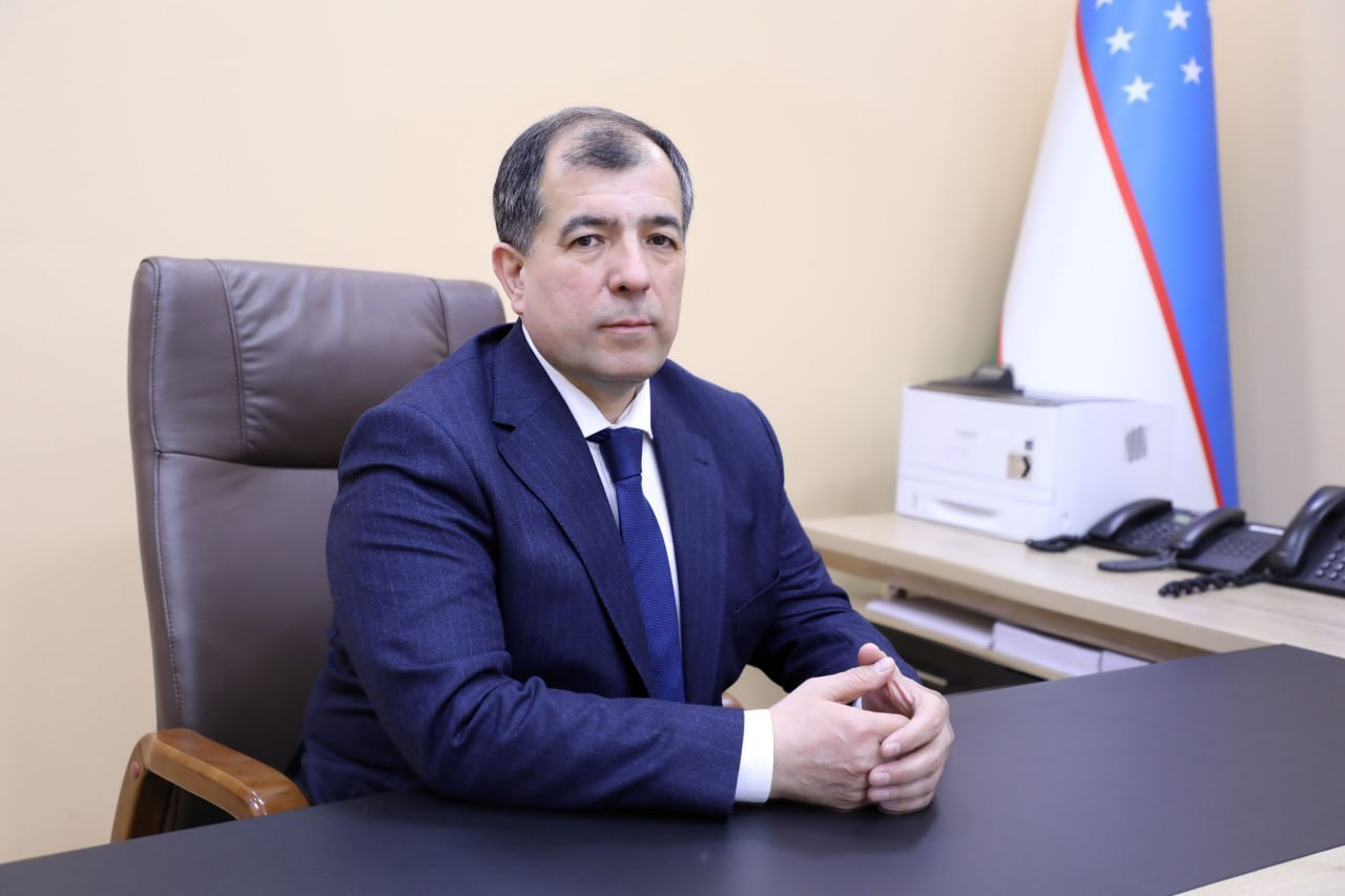 Direktor Rustamov Olimxon Bakiyevich